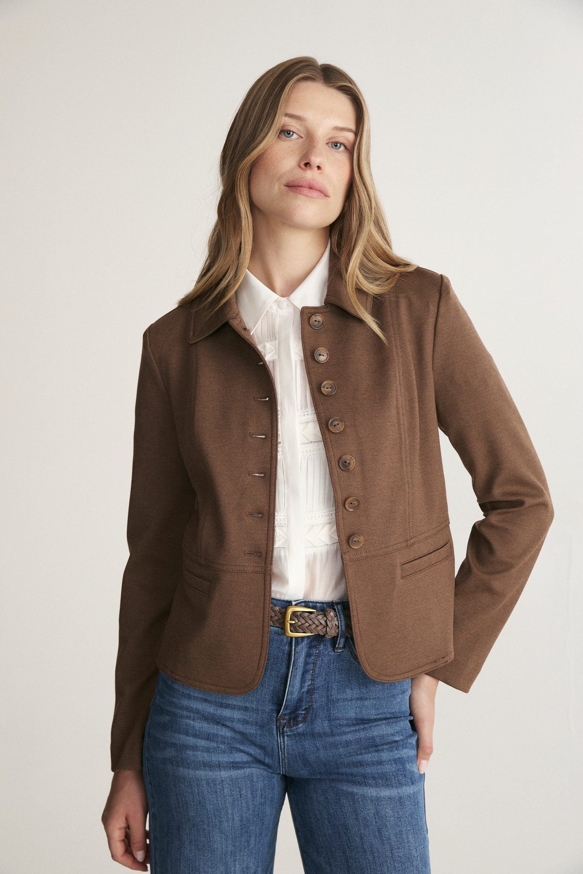 Fitted stretch jacket